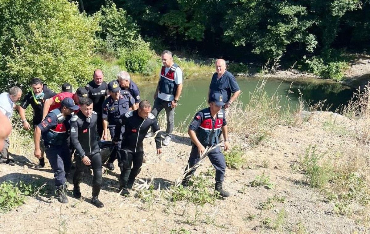 samsunda 2 genc golette boguldu 0 QBimFycn