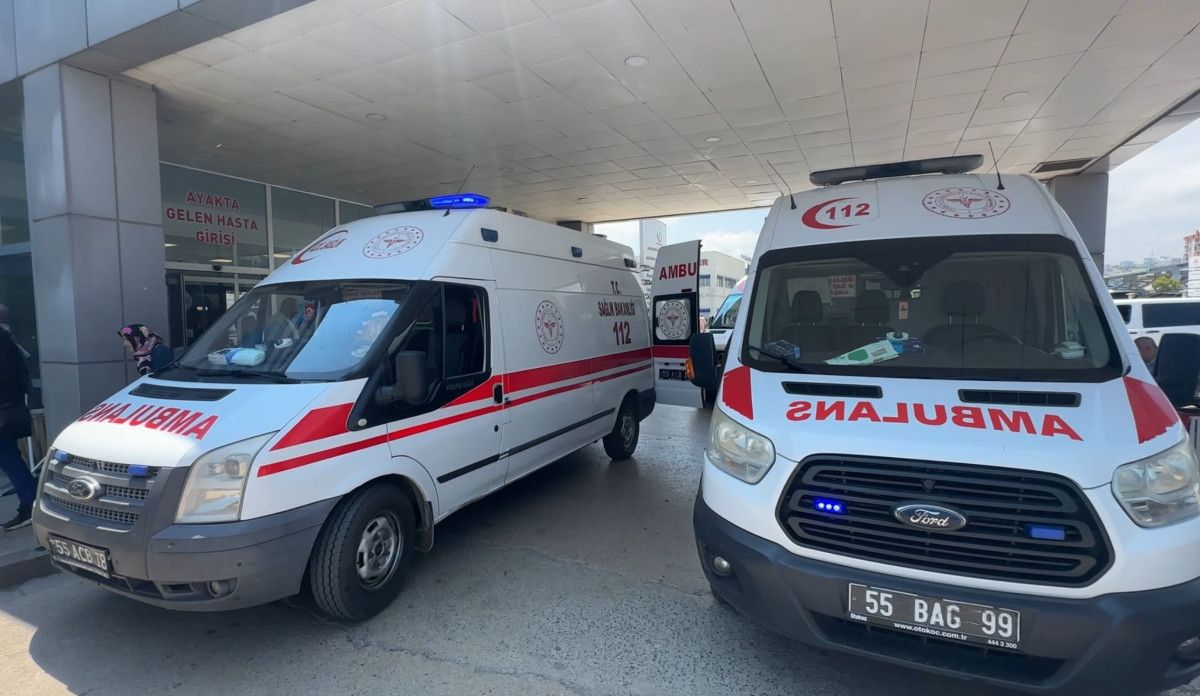 samsunda iscinin uzerine demir parcasi dustu 0 ZW9qOjkY