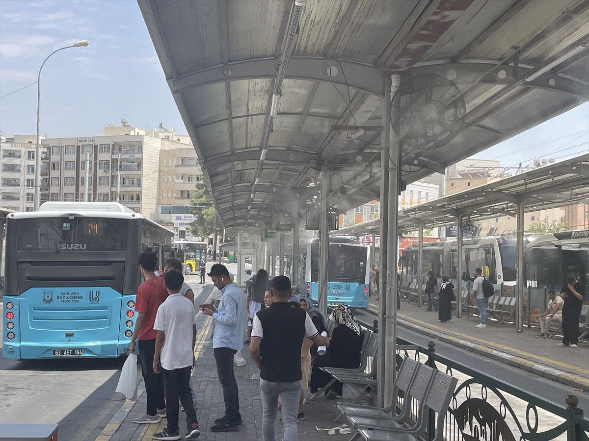 sanliurfa yaniyor termometreler 55 dereceyi gosterdi 0 2rHLDJBJ