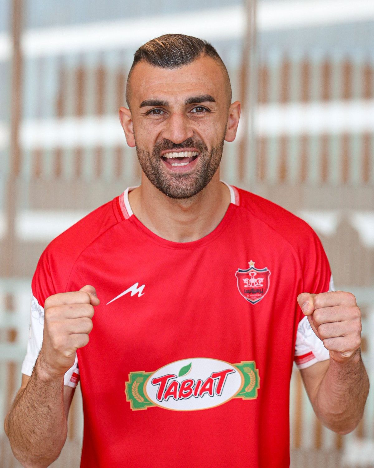 serdar dursun esinin dogumunda bayildi 1 EDjGMAy9