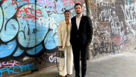 sibel canin gurur gunu kucuk oglu emir universiteden mezun oldu U4xz2rJH