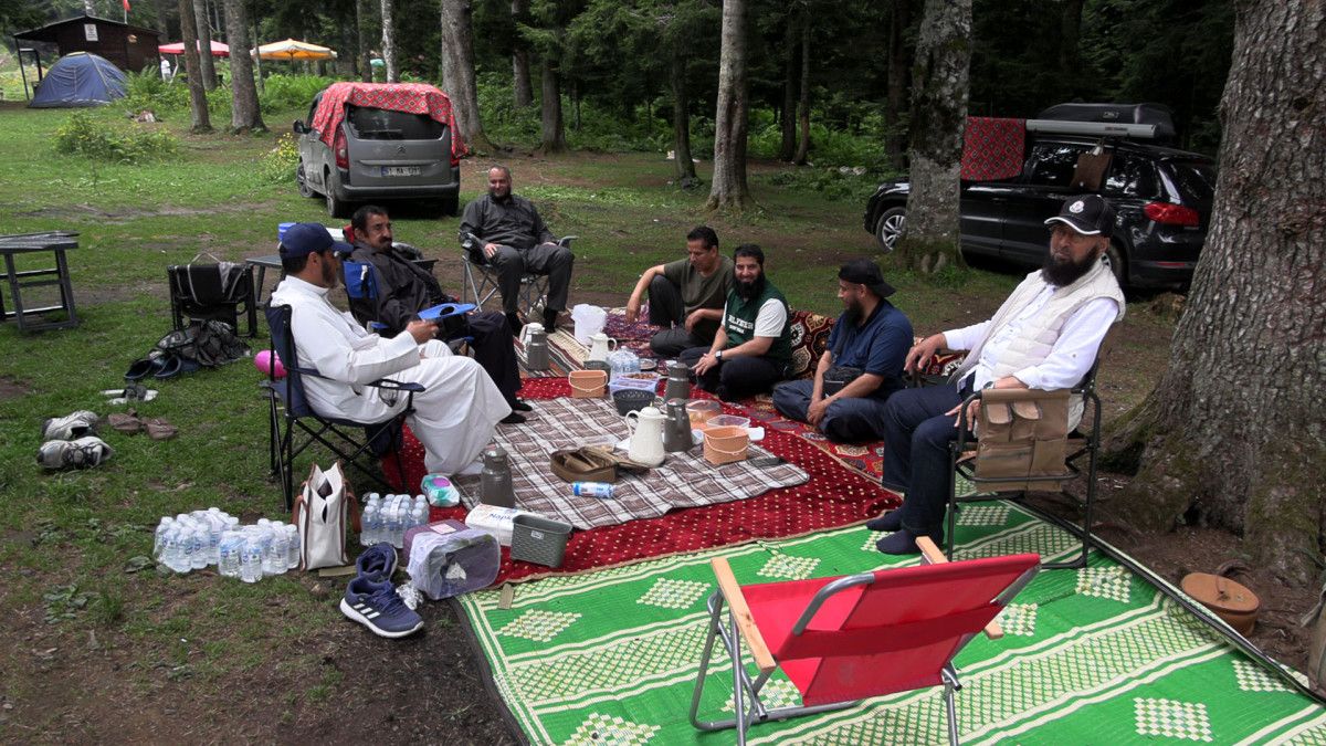 Sıcaktan bunalan vatandaşlar tercihlerini Karadeniz’in yaylalarından yana kullanıyor 1 sicaktan bunalan vatandaslar tercihlerini karadenizin yaylalarindan yana kullaniyor 0 2XiCIlJF