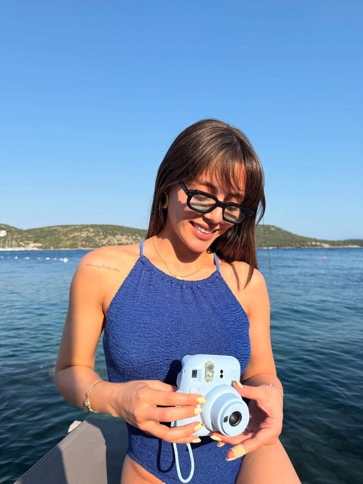 sila turkoglu sevgilisiyle tatilde fotograflari cok begenildi 4 6YbClhHK