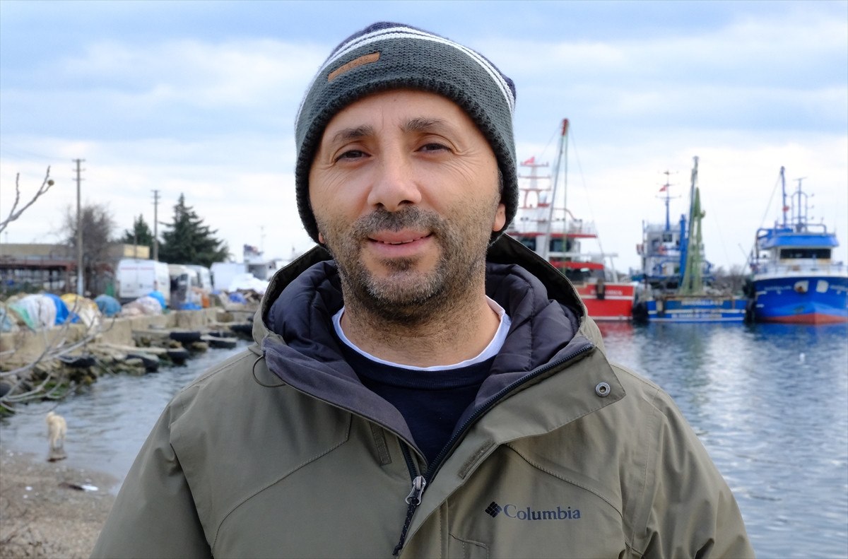 soguktan kactilar kirklarelide igneada aciklarinda hamsi bollugu yasaniyor 11 MDvQkZws