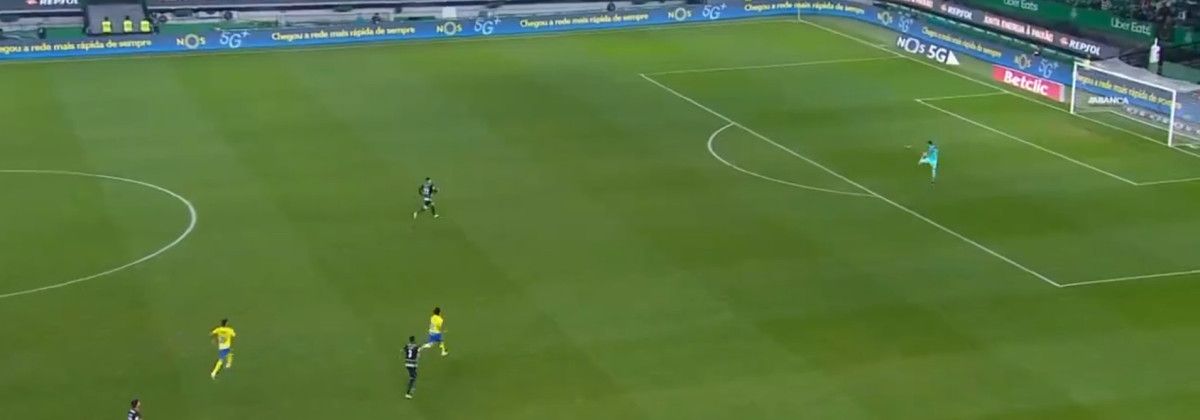 Sporting Lizbon'dan kendi kalesine çok ilginç gol! 5 sporting lizbondan kendi kalesine cok ilginc gol 4 F9KLYfei