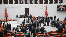 tbmm 1 ekime kadar calismalarina ara verdi hatira fotografi cekildi Zd8h8pZg