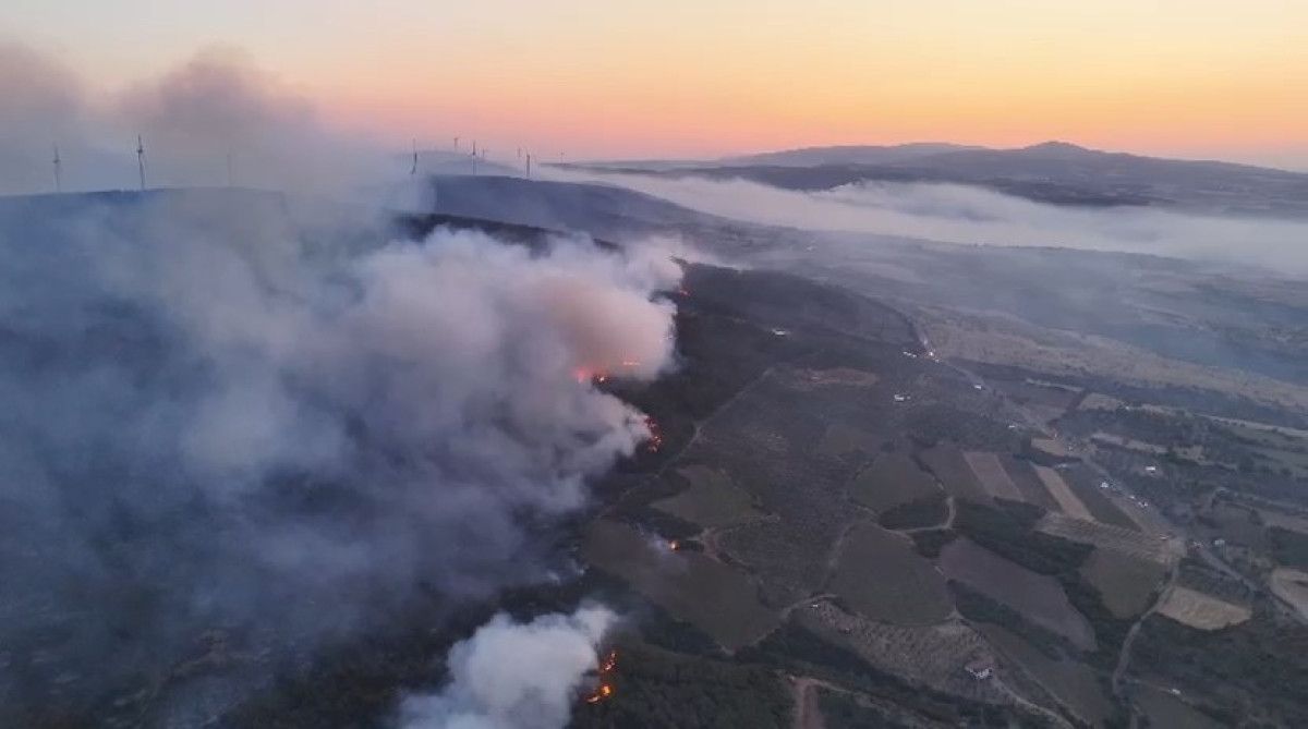 tekirdag ormanlari alevler icinde yanmaya devam ediyor mudahale suruyor 5 BwOhEIbT