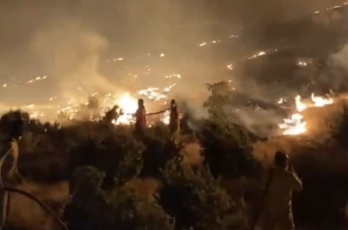 tekirdag ormanlari alevler icinde yanmaya devam ediyor mudahale suruyor 9 cbj3ce9K