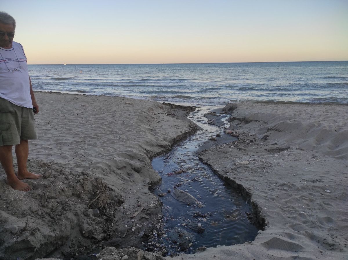 tekirdagda dogrudan denize akan lagim yuzunden cocuklar hastanelik oldu 4 HQ8I8tF2