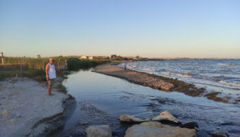 tekirdagda dogrudan denize akan lagim yuzunden cocuklar hastanelik oldu aTi8T1ab