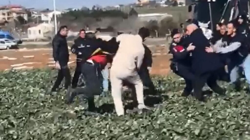 tekirdagda kacak yapi yikiminda arbede 5 gozalti FhyWQdwU