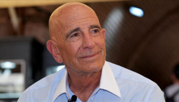 tom barrack f 35 ve s 400 konusunda ortak zemin mumkun qrXhPUg7
