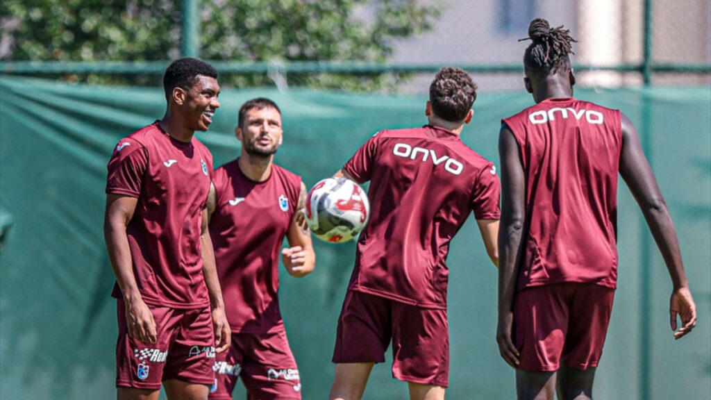 trabzonspor hazirliklarina erzurumda devam ediyor 7dChTGYK