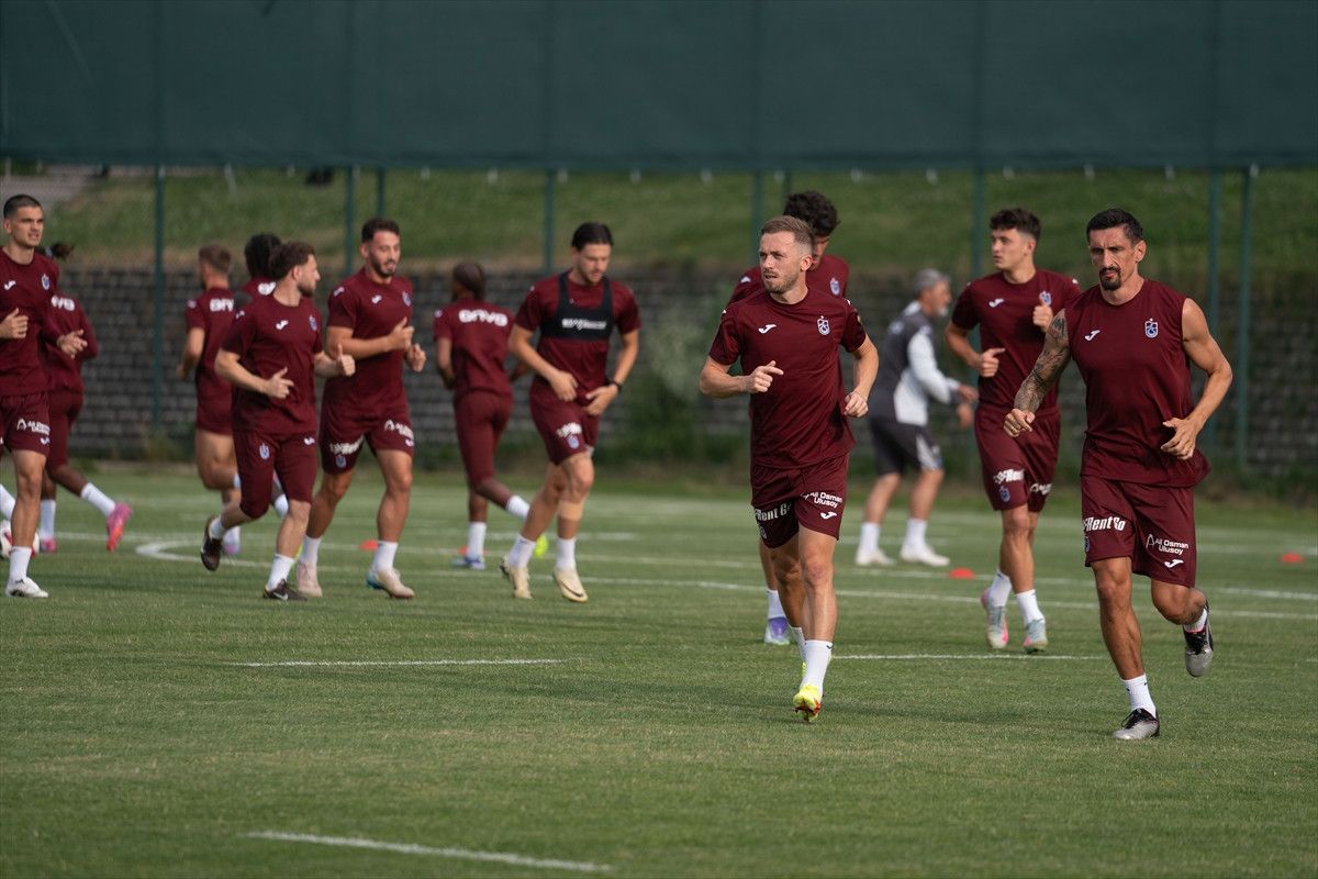 trabzonsporda erzurum kampi basladi 1 VVnPdCyJ