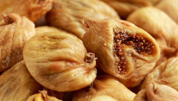 tuketmeyin uyarisi yapildi almanyada kuru incir raflardan kalkiyor HyxSWb5D