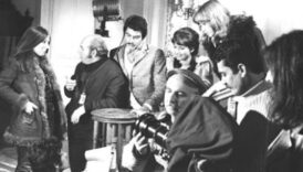 turk edebiyatinda diziye uyarlanan ilk kitap ask i memnu saniliyor ama gercek baska iAFWENkq