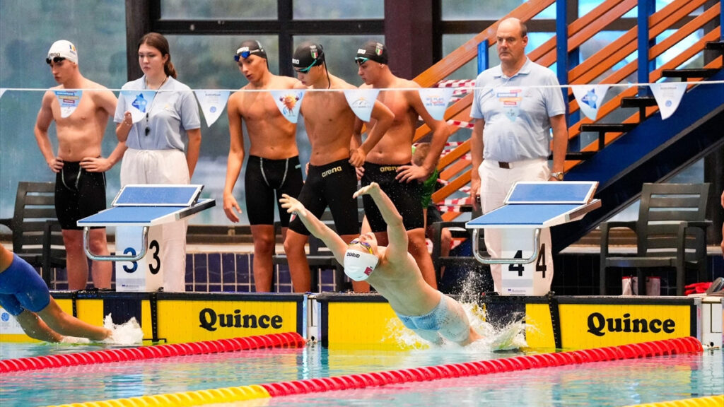 turkiye 4x100 karisik bayrakta eyof 2025 sampiyonu iPaZQYNx