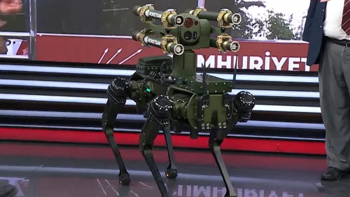 turkiyenin ilk fuze atan robot kopegi koz tv100de tanitildi 0 fskvsh2s
