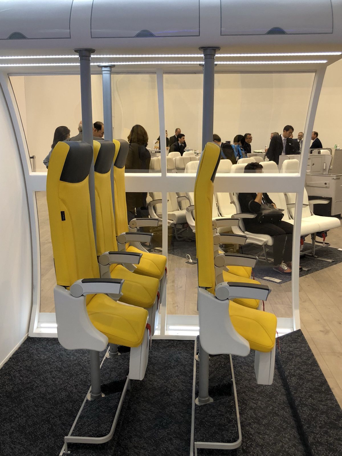 ucak koltugu tarih oluyor iste yeni oturma sistemi 1 RSidGQfq