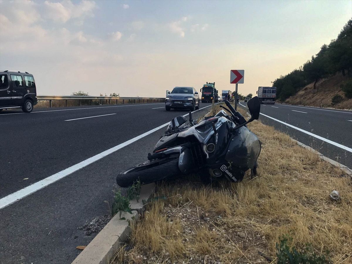 usakta refuje carpan motosikletin surucusu can verdi 0 Drh9m27w