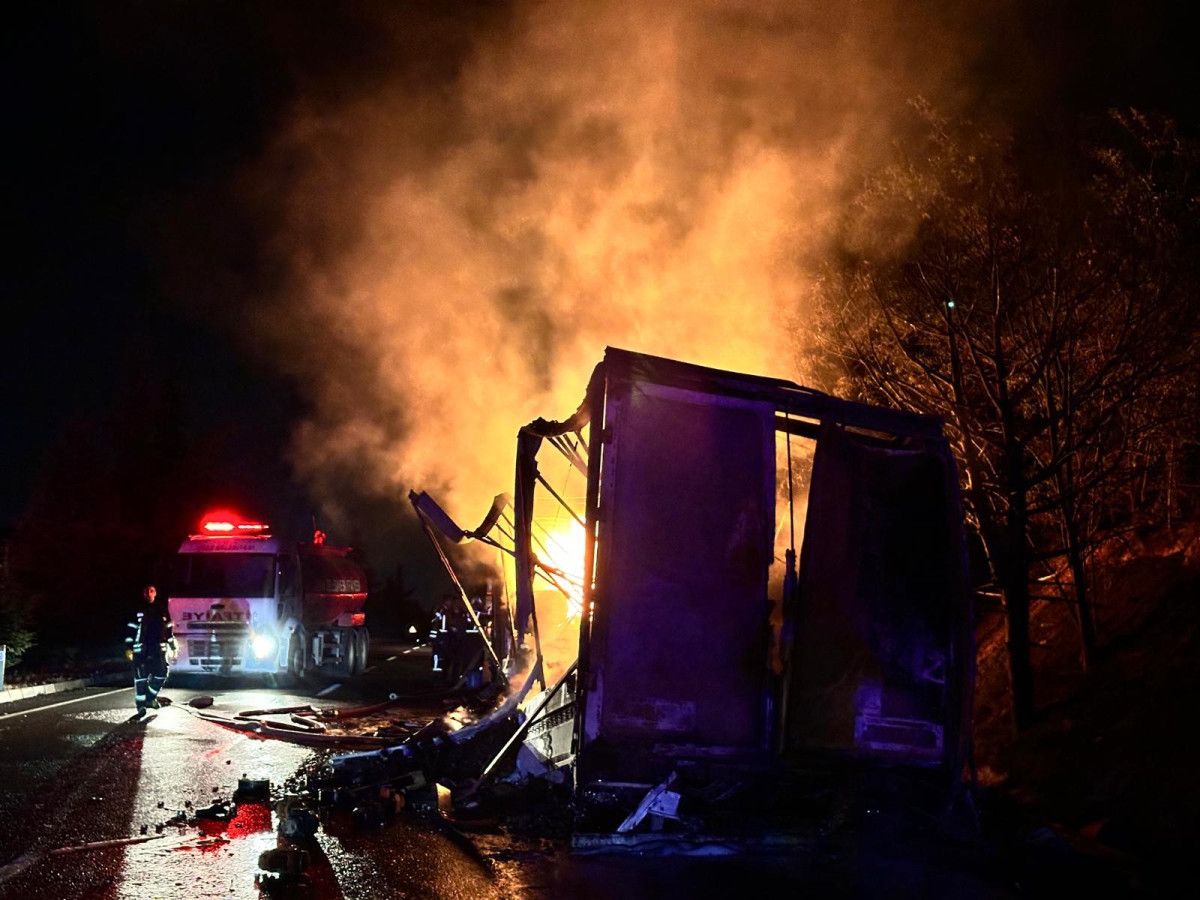 usakta tirin dorsesinde yangin cikti alevler guclukle sonduruldu 1 eWykc5bU