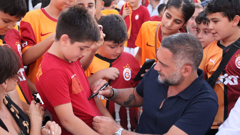 yalovada galatasaray gecesi duzenlendi W9aXUWfs