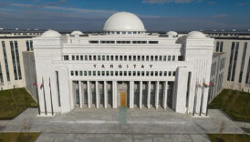 yargitay tartistigi esini eve kilitleyerek ayrilan kisinin cezasini onadi HE8l5MsB