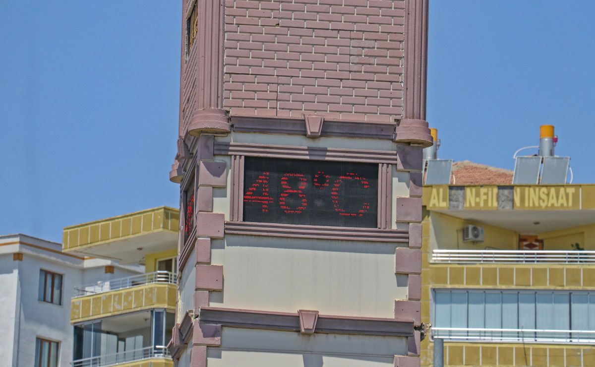 yaz sicagi diyarbakirda zirve yapti 48 derece 0 yPT317ul
