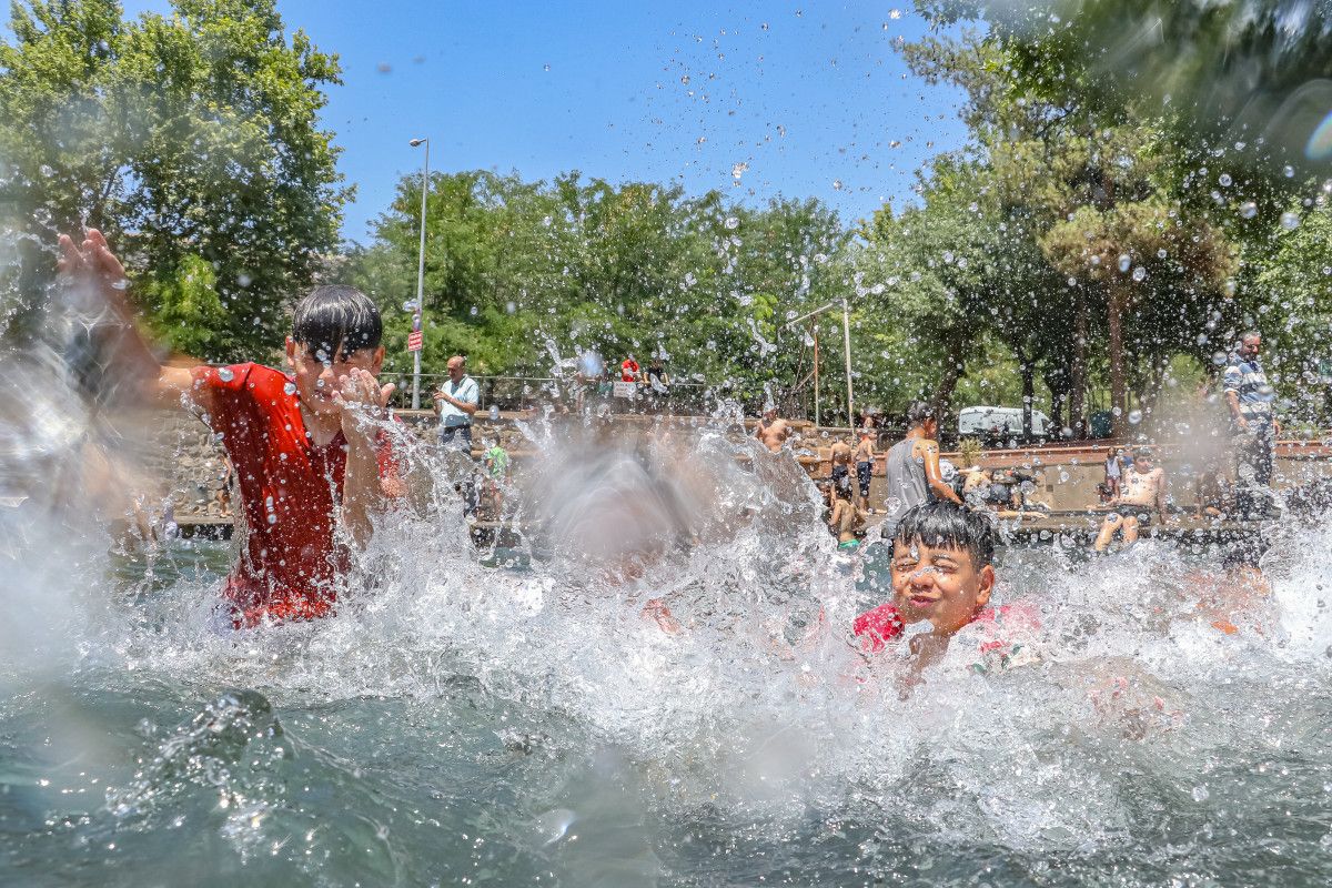 yaz sicagi diyarbakirda zirve yapti 48 derece 1 SrLPCVsi