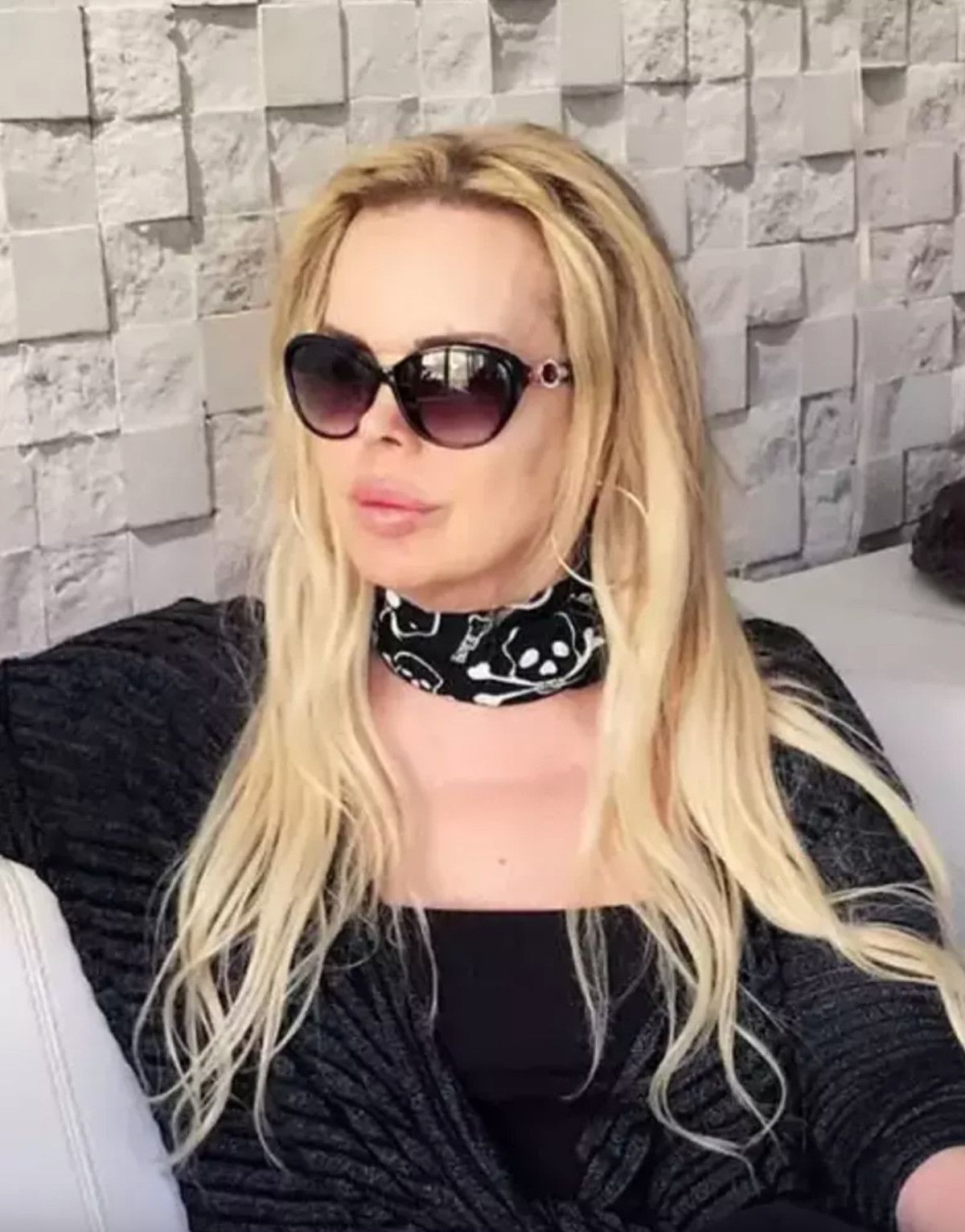 Yeşilçam'ın yıldız ismi Harika Avcı'dan kötü haber! Hastaneye kaldırıldı 1 yesilcamin yildiz ismi harika avcidan kotu haber hastaneye kaldirildi 0 c3p21N4F