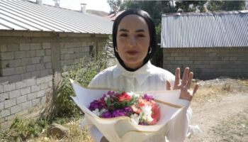 yksde babasi ciceklerle karsilamisti milyonere katildi iste kazandigi rakam jiObhzXB