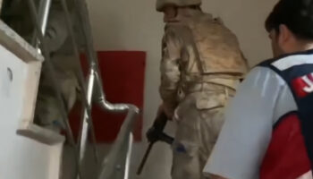 29 ilde feto operasyonu 49 supheli yakalandi aX8BfXPE