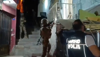 70 ilde uyusturucu operasyonu 940 supheli yakalandi lPWW9rxg