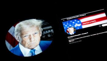 abd baskani trump guney kore ile ticaret anlasmasi yaptik aIsEcK1M