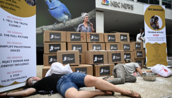 abdde gostericilerden medyaya gazze tepkisi suc ortakligini durdurun IWMcMDML