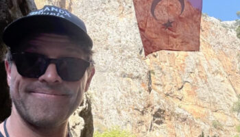 abdli oyuncunun turkiye hayranligi arka bahcelerinde boyle seyler var fd8nMmCh