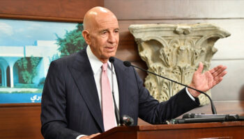 abdli temsilci barrack israil hizbullah silah teslim edince lubnandan cekilecek QfDWNBaq