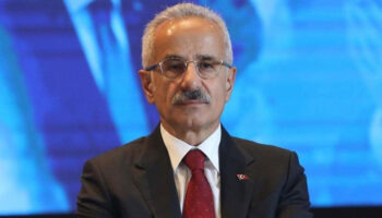 abdulkadir uraloglu kars igdir aralik dilucu demir yolu hatti 110 milyar liraya insa edilecek fEfPSgxP