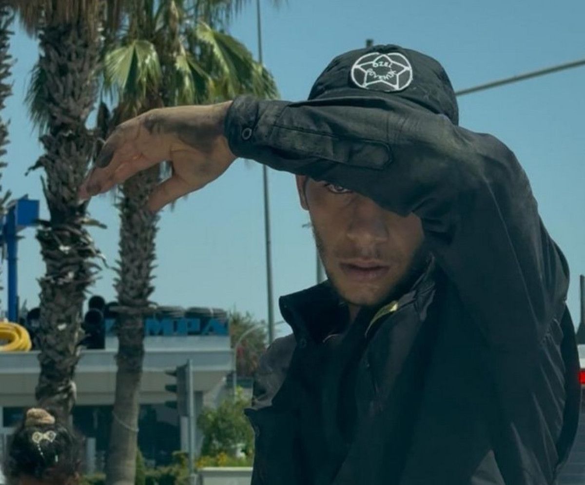 adanada cam silen sahis suruculeri rahatsiz etti 75 adet suc kaydi cikti 0 Xggg9iYm