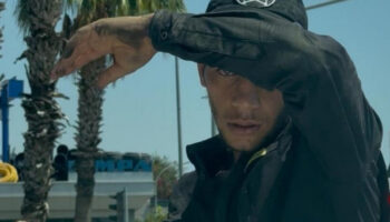 adanada cam silen sahis suruculeri rahatsiz etti 75 adet suc kaydi cikti 5CEqFpIa