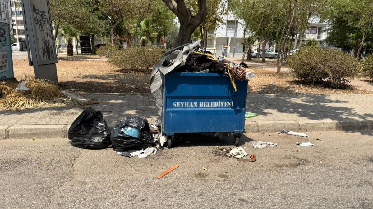 Adana'da çöp ve moloz dağları: Vatandaş isyan etti 1 adanada cop ve moloz daglari vatandas isyan etti 0 7iJwf3Ly