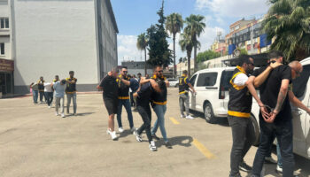 adanada yuksek kazanc vaadiyle dolandiricilik polise takildi 8 tutuklama OJPk8HWq