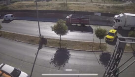 adanadaki korkunc kazada kardesi can verdi sofor yaptigi hata ile kardesimi katletti Fq1tfVMh