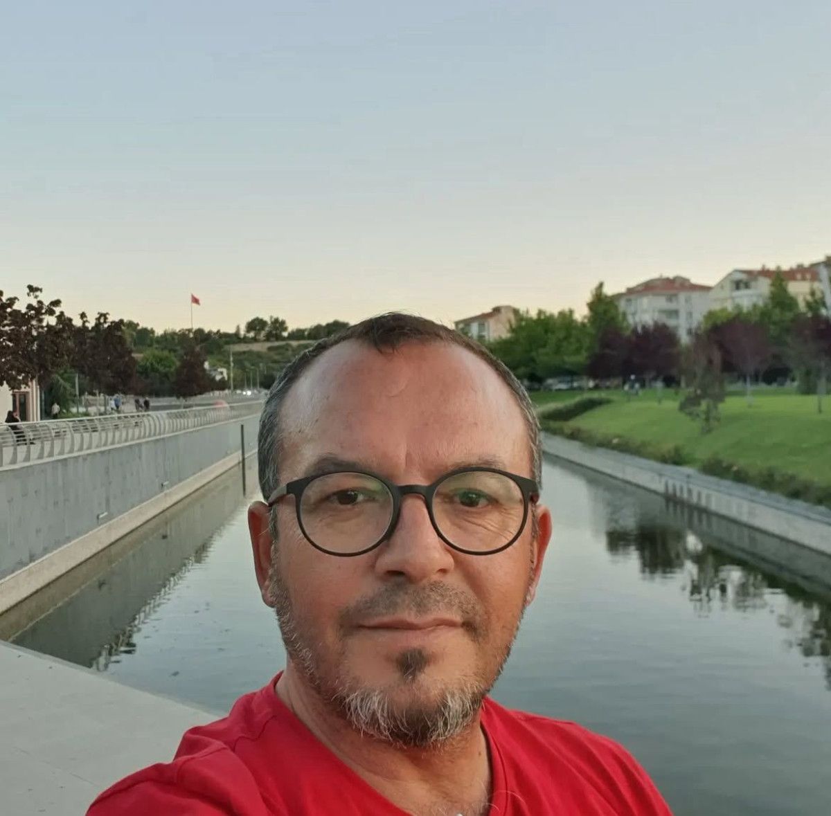 aksarayda derin dondurucuda cesedi bulundu muduru oldurdugunu itiraf etti 0 Ifv2495G