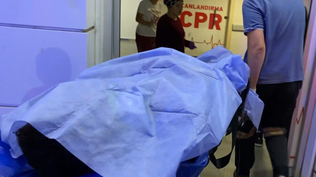 aksarayda esinin sevgilisine bicakla saldirdi kaa7yw84