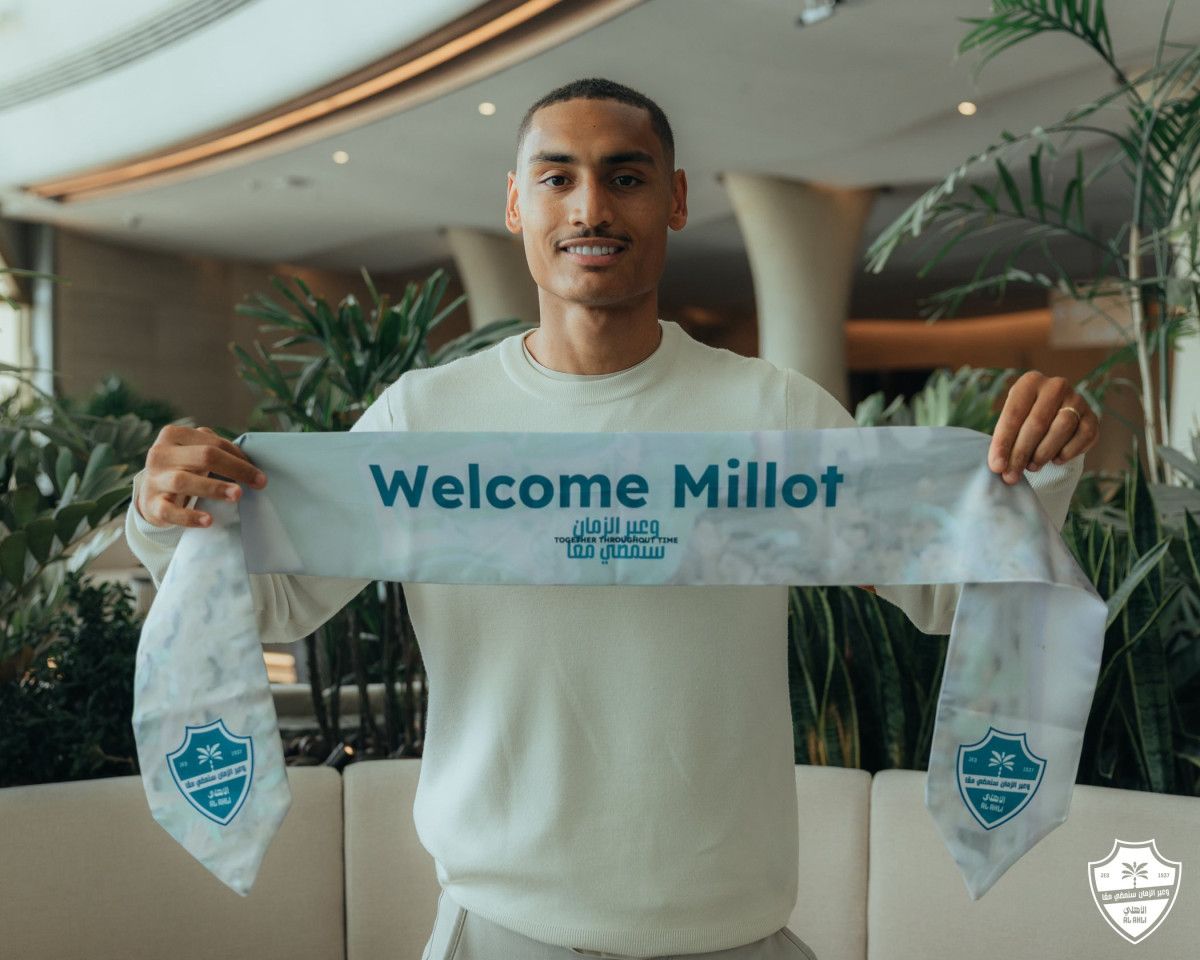 al ahli stuttgarttan enzo millotu kadrosuna katti 1 OXkyFe4l