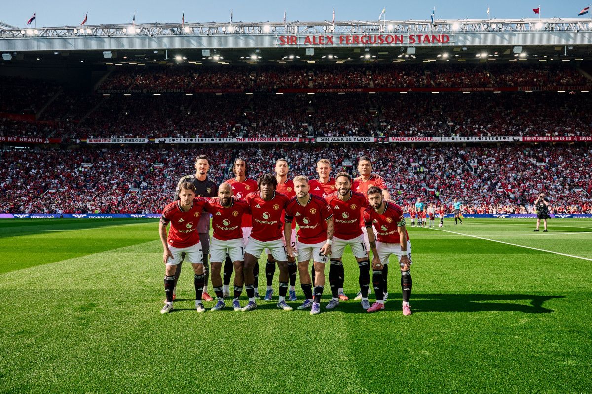 altay bayindir ilk 11de basladi arsenal manchester unitedi devirdi 3 qkvHSHCR