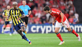 anderson talisca 3 dakikada oyun disi kaldi bq5U2cDG