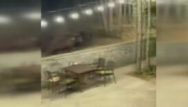 ankarada ac kalan ayi restorana indi wPuPNTLB