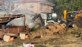 ankarada besi ciftliginde korkutan yangin dd3dWOfO